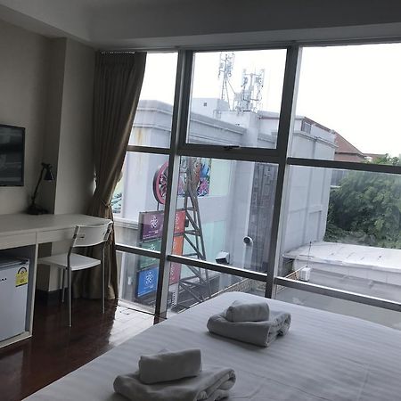 Snooze Hotel Thonglor Bangkok Kültér fotó